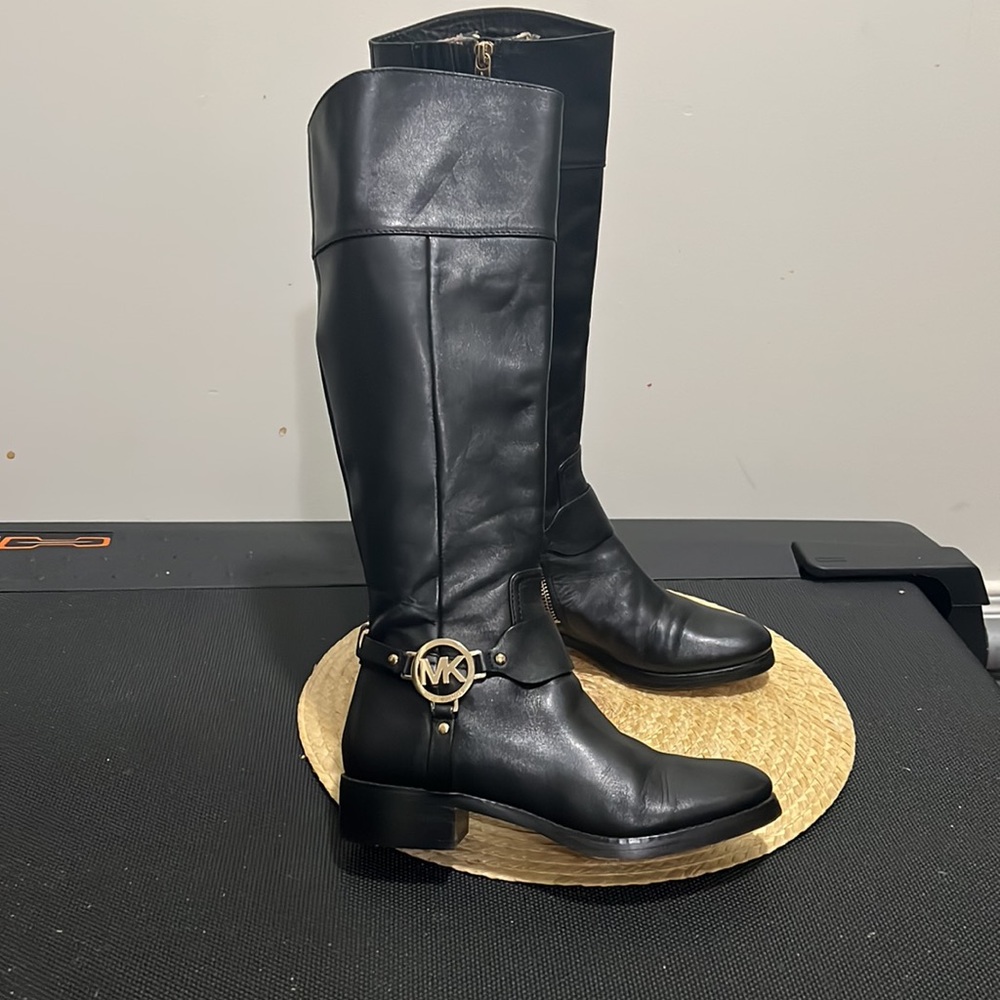 Michael Kors Leather Signature Logo That Girl Boots Size 5.5